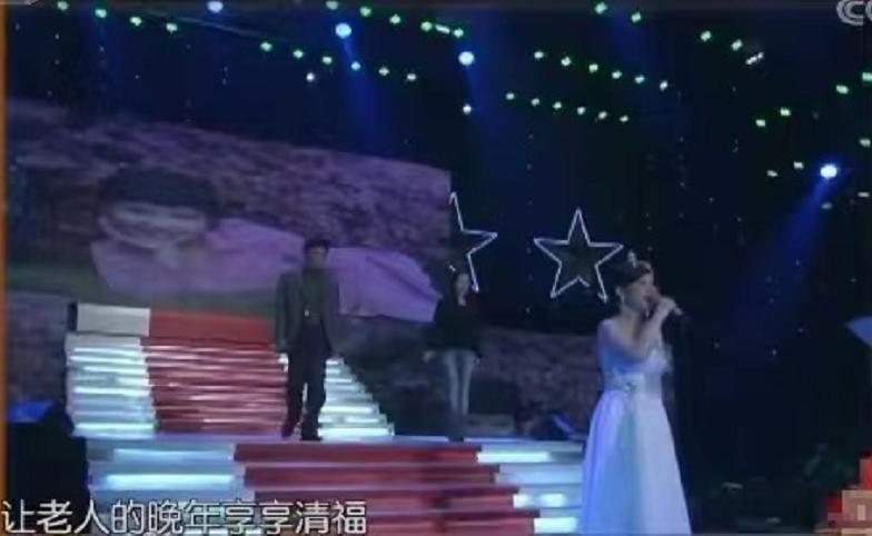 盲人歌手刘赛生女儿还是男孩,盲人歌手刘赛结婚的全部视频