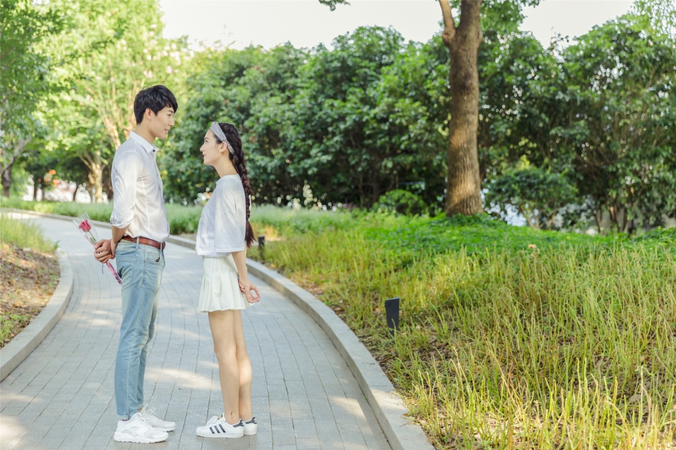 高情商女人驭夫之术,学会大度才能成大器