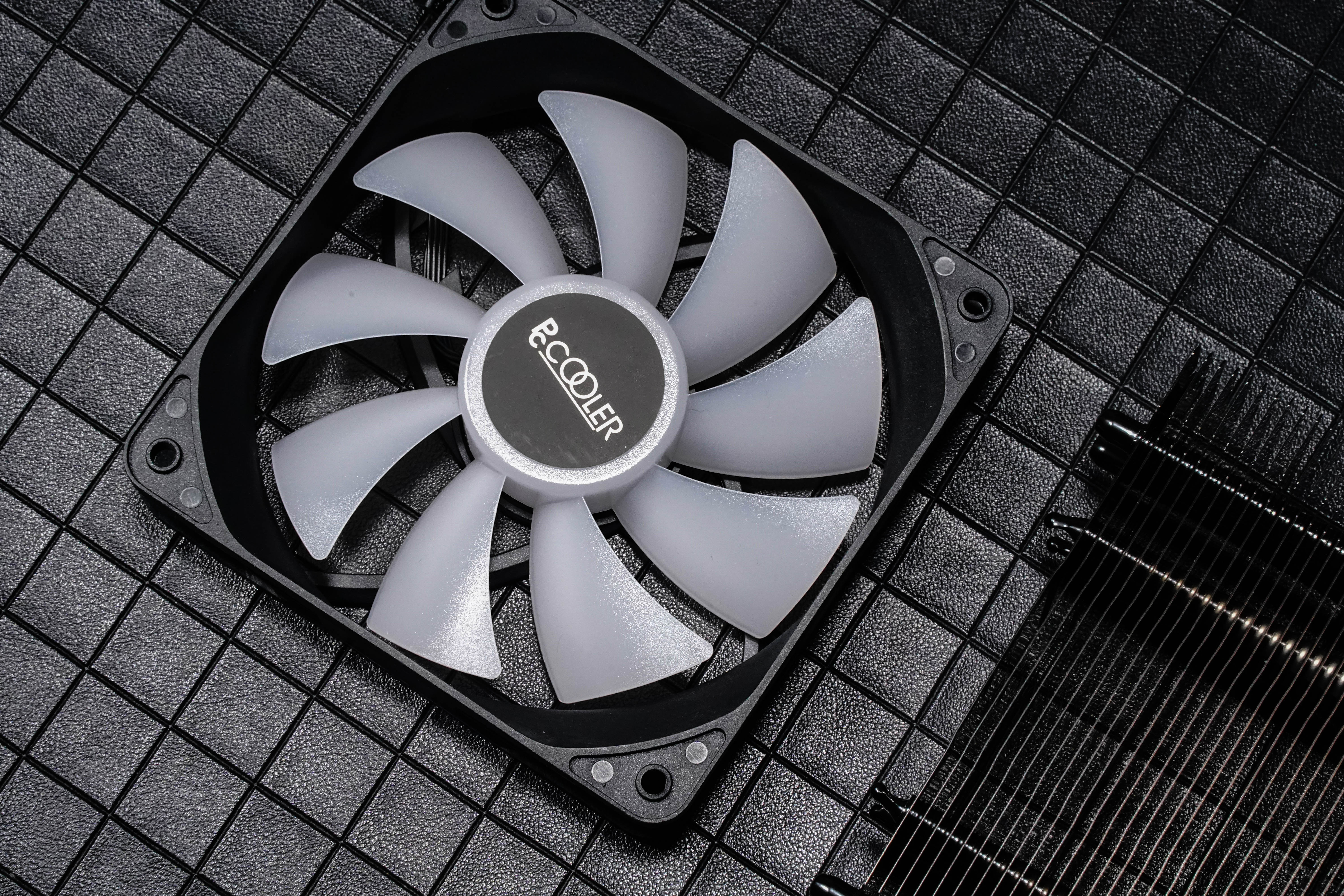 超频三东海k4000和r4000,超频三东海r4000-1