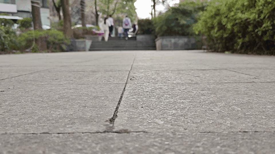 昂跑cloudsurfer和cloudeclipse,踩在云端的跑鞋