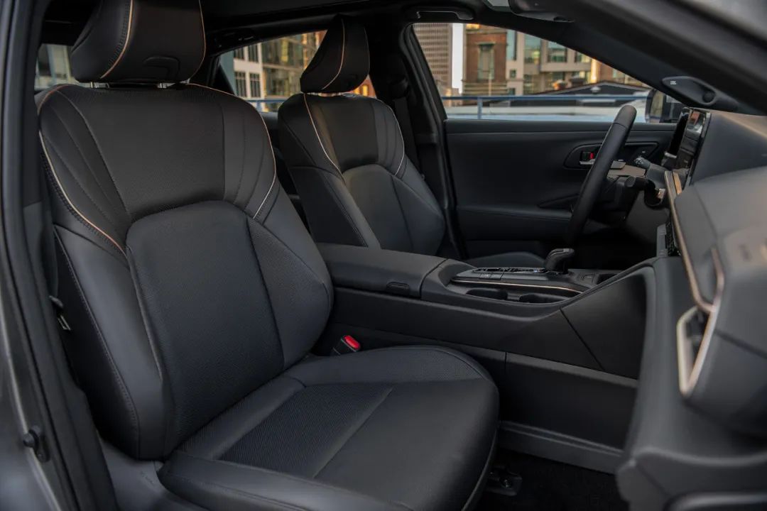 二手十二代皇冠值不值得买,丰田皇冠怎么样值得买吗