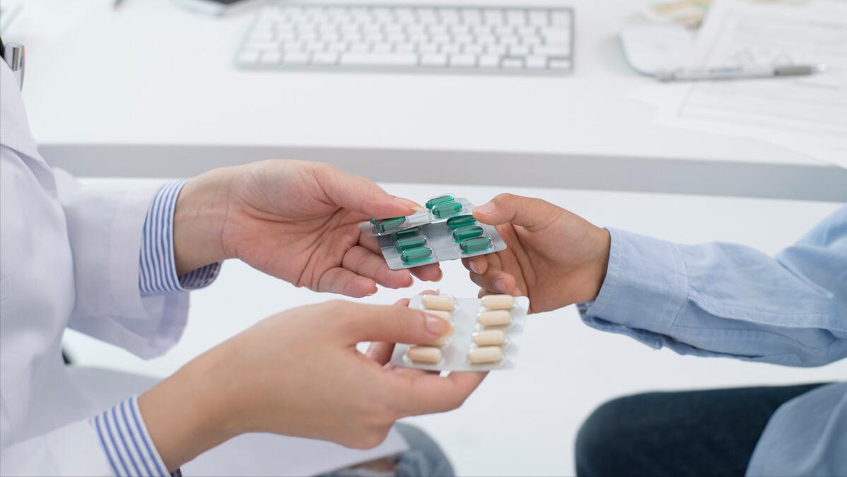 0.15元一片的甲钴胺，可以治疗腰椎间盘突出？高血压？坐骨神经痛