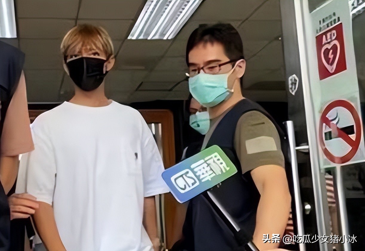 秦牛正威宣布和男友订婚,秦牛正威发文谈恋情