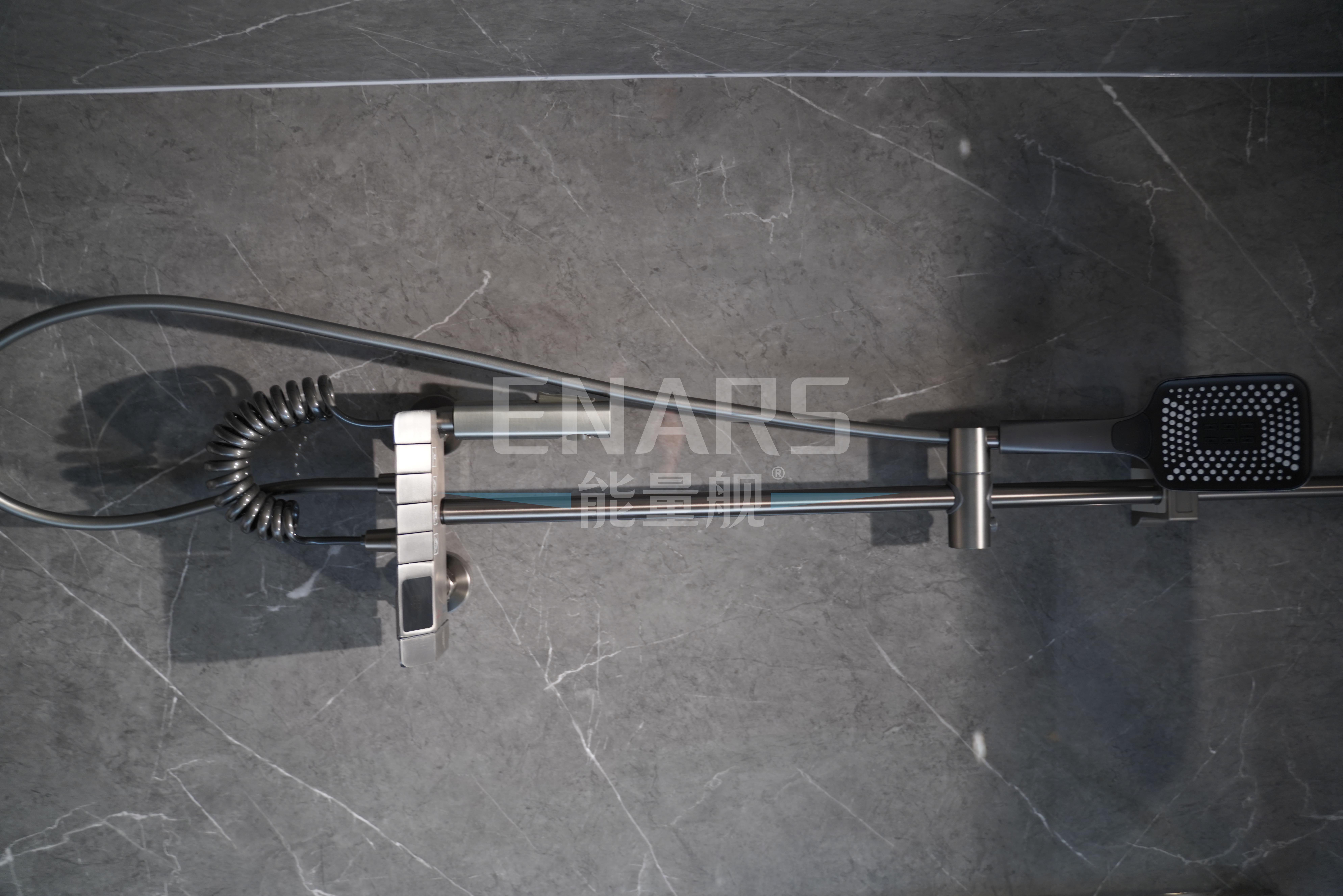 可移动太空舱民宿能量舰EV10助力深入推广“智能化旅居理念”