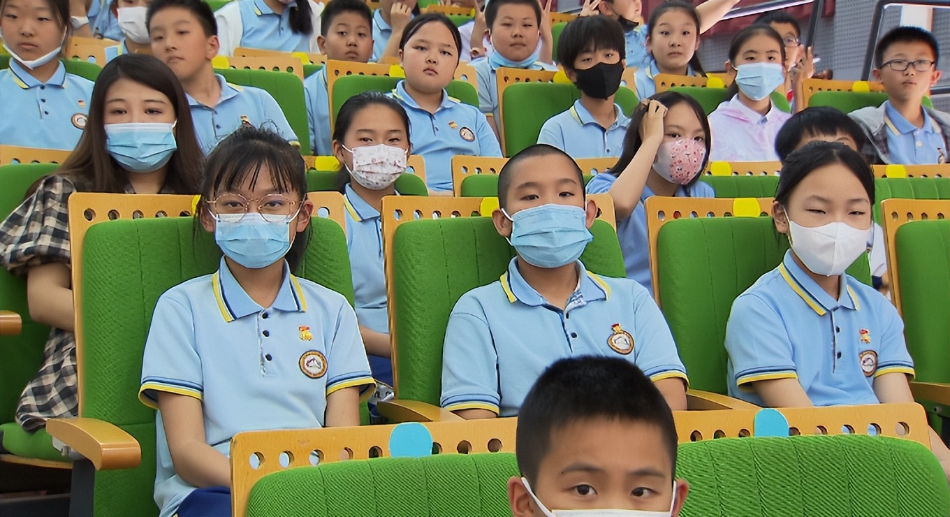 “锋芒计划”进校园走进滨海开发区国际和泰达实验