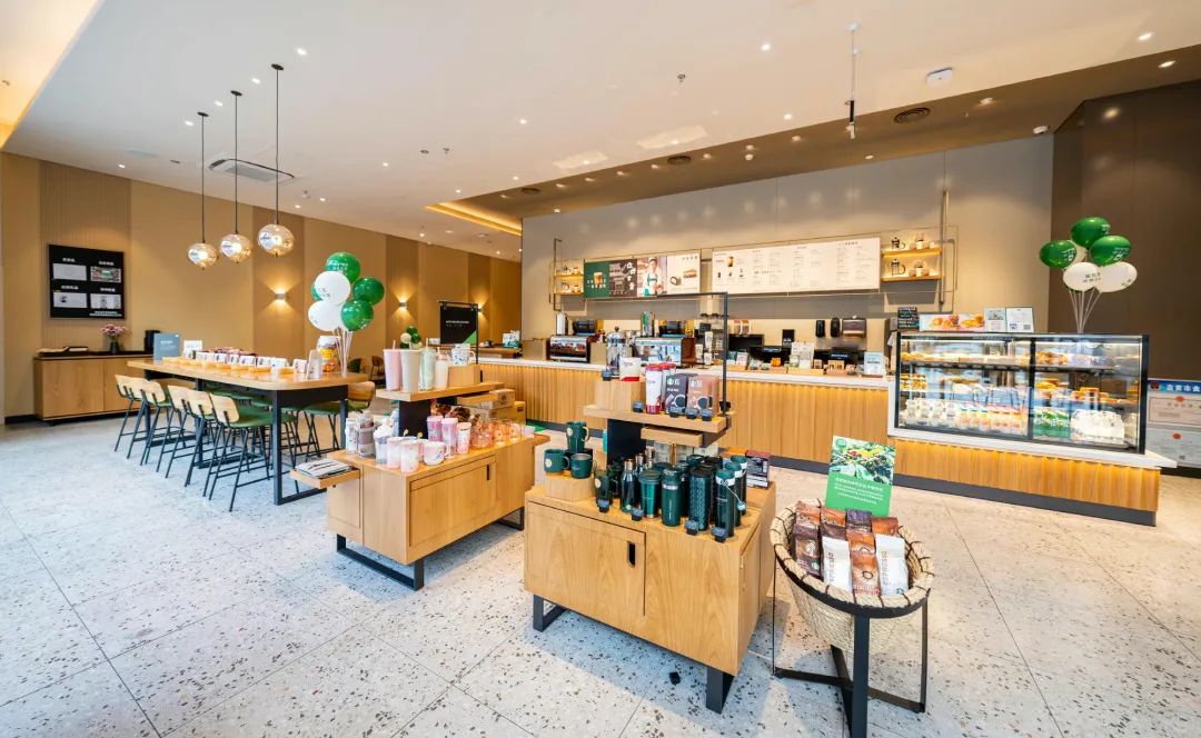 星巴克的亏损,星巴克近两年营收严重下滑分析