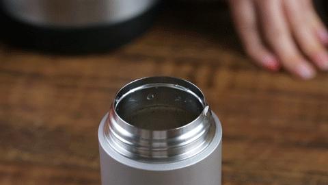 怎么挑选孩子用的保温杯,如何给孩子选择一个靠谱的保温杯