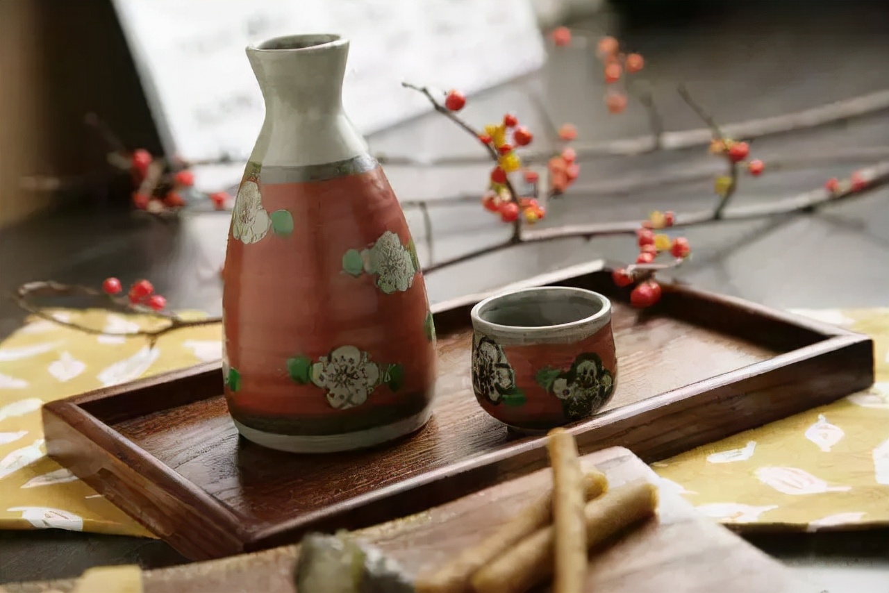 日本的居酒屋都喝什么酒,日本的居酒屋食物特别少