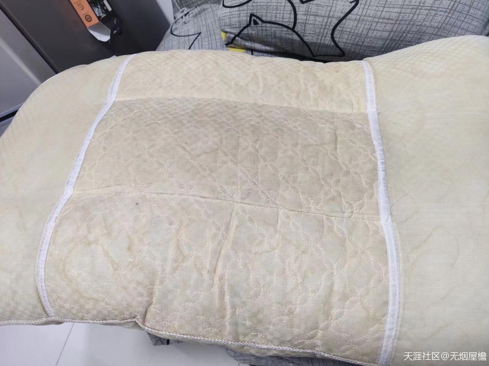 跟公公婆婆一起住感觉很压抑很烦,老公和公公每次待一块都要吵架