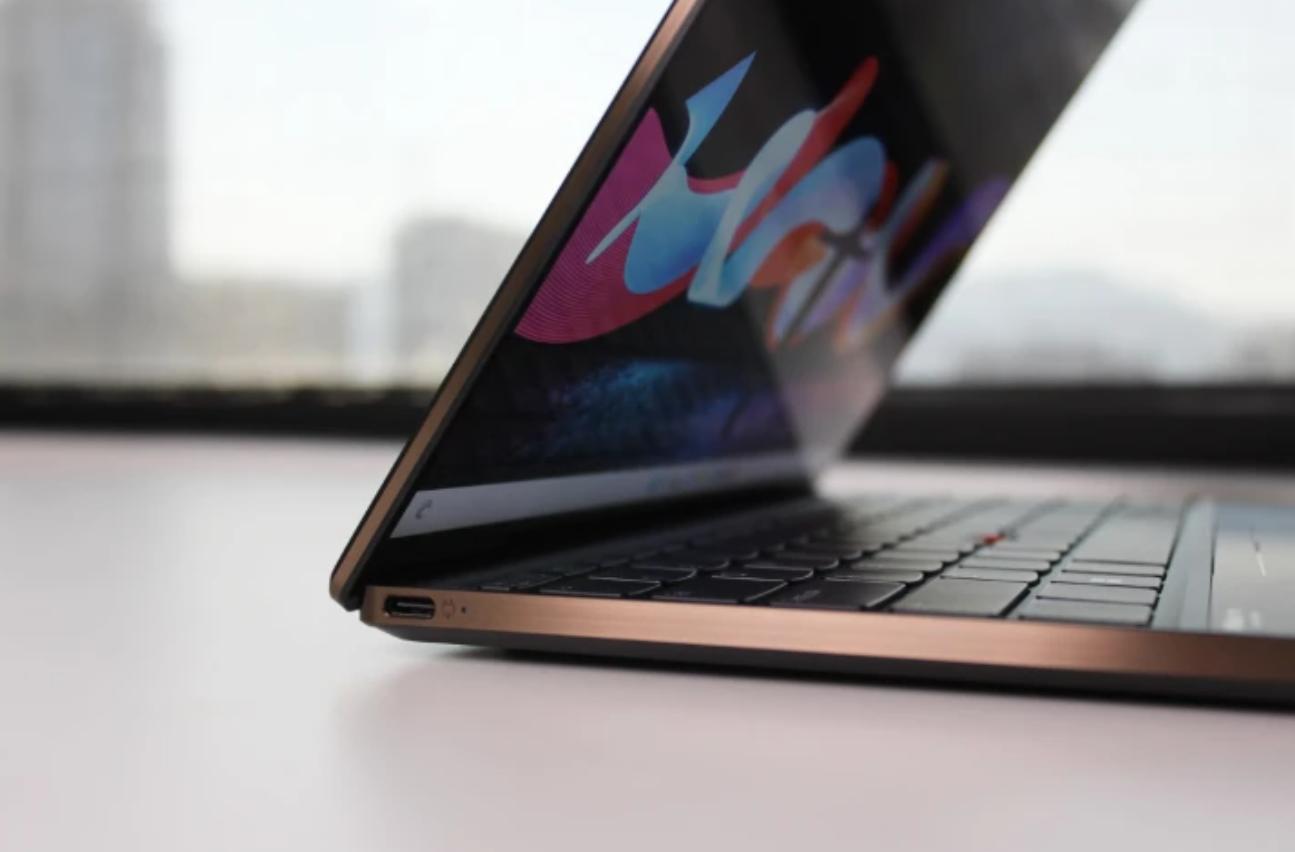 2023年镜面屏笔记本电脑,2023年高端高性能轻薄笔记本推荐