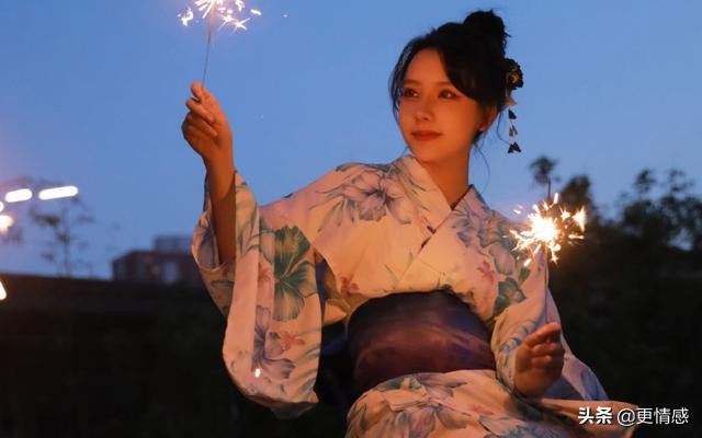 分手一年了还放不下他该怎么办,分手了还是放不下很想他该怎么办