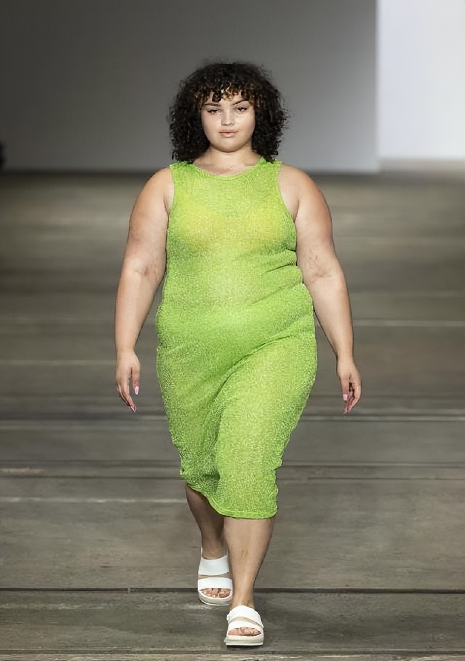 澳大利亚的穿着打扮,澳大利亚胖人的衣服