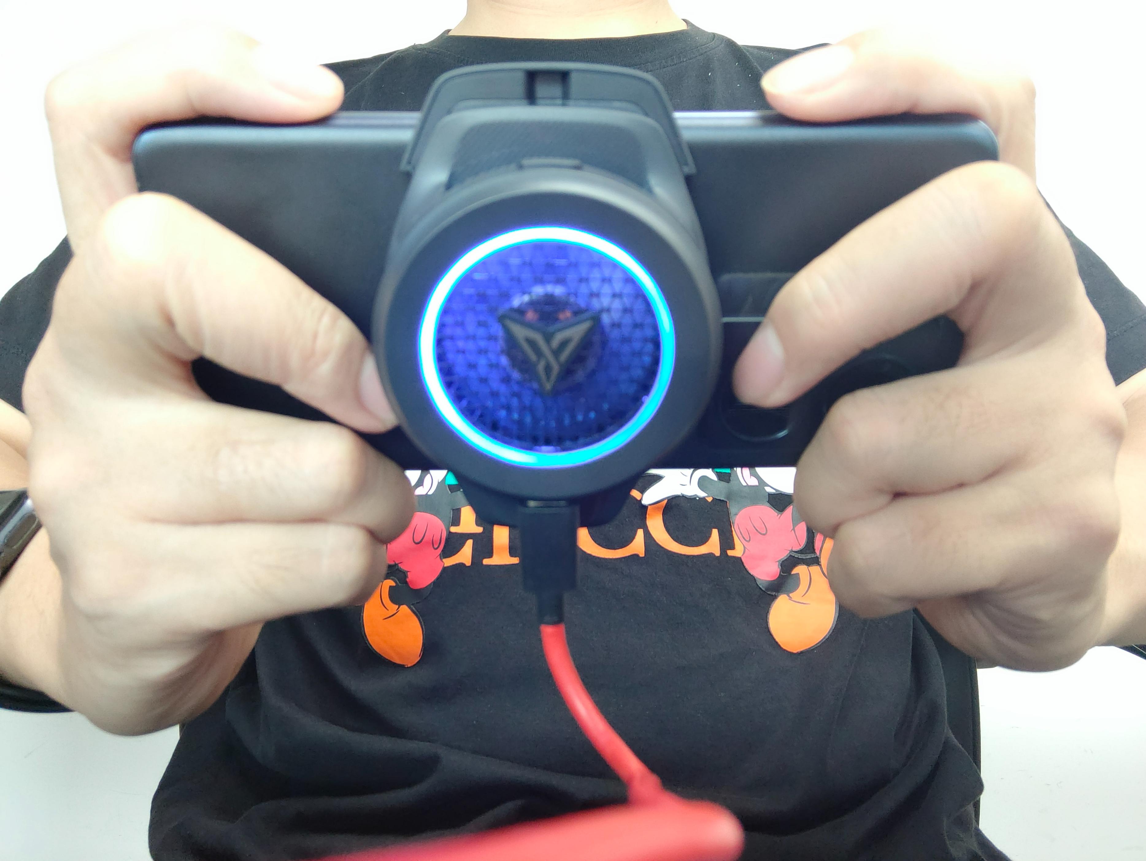 手机游戏散热背夹测评,游戏手机配散热背夹极限测试