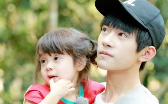 最近很火的00后明星,00后运动明星