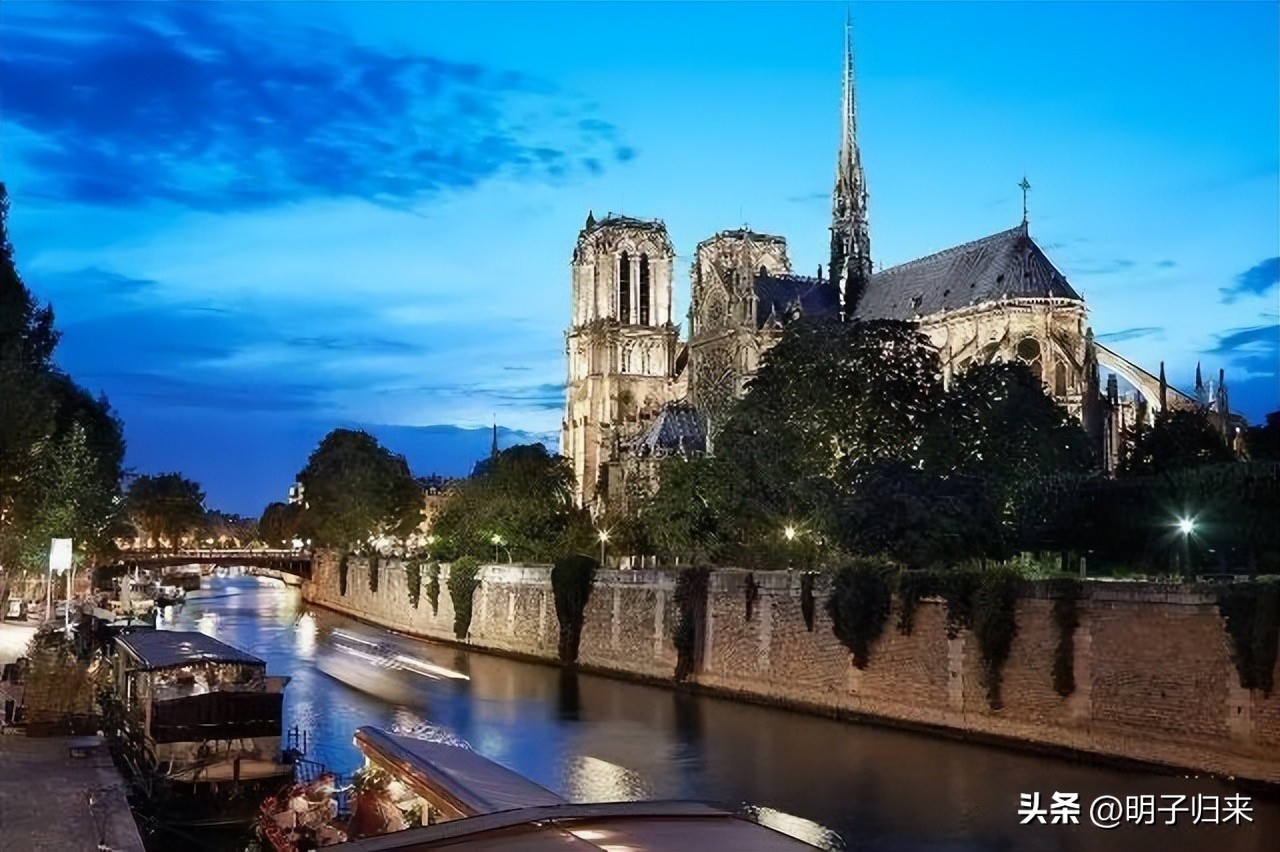 欧洲印象探店,欧洲印象一期大门