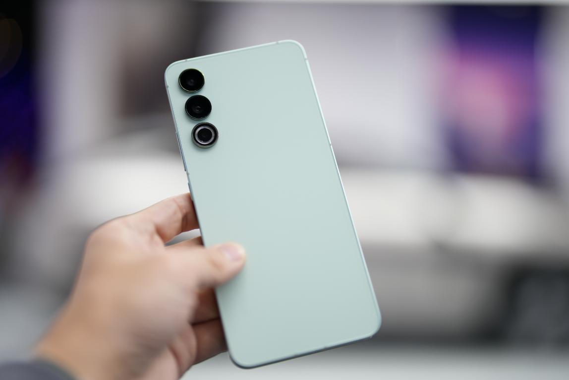 2021小屏旗舰手机有哪些,性价比最高的直屏旗舰推荐