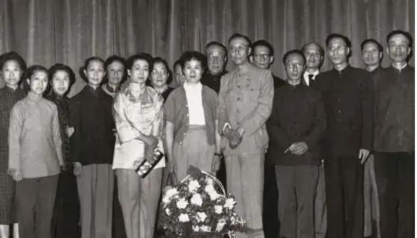 李淑贤婚史,李淑贤为啥和溥仪只生活五年