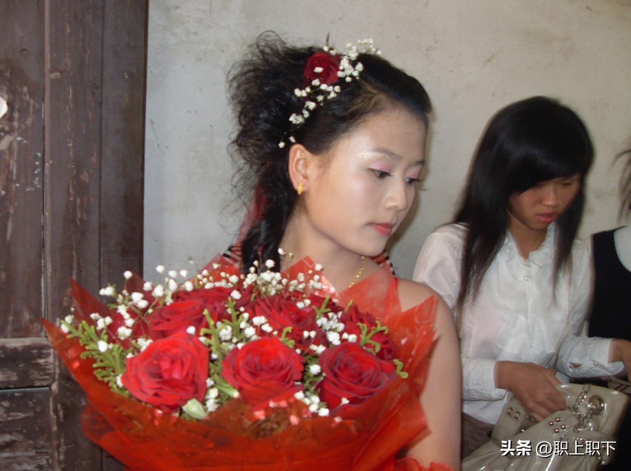 农村娶媳妇必须经历的关卡,城里打工媳妇回娘家