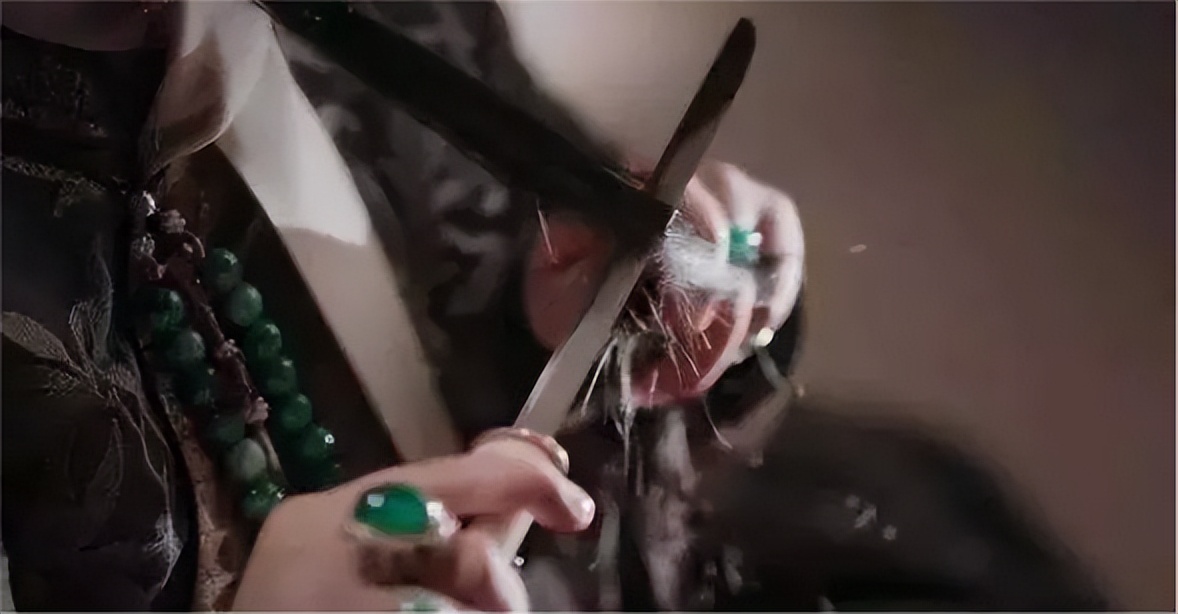 古代人是怎样戴假发,古代如何戴假发