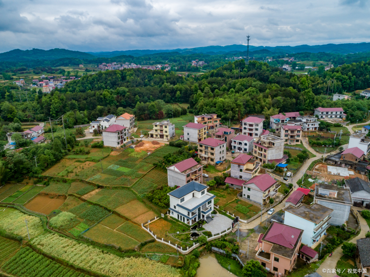 农村假有钱现象,农村假富现状