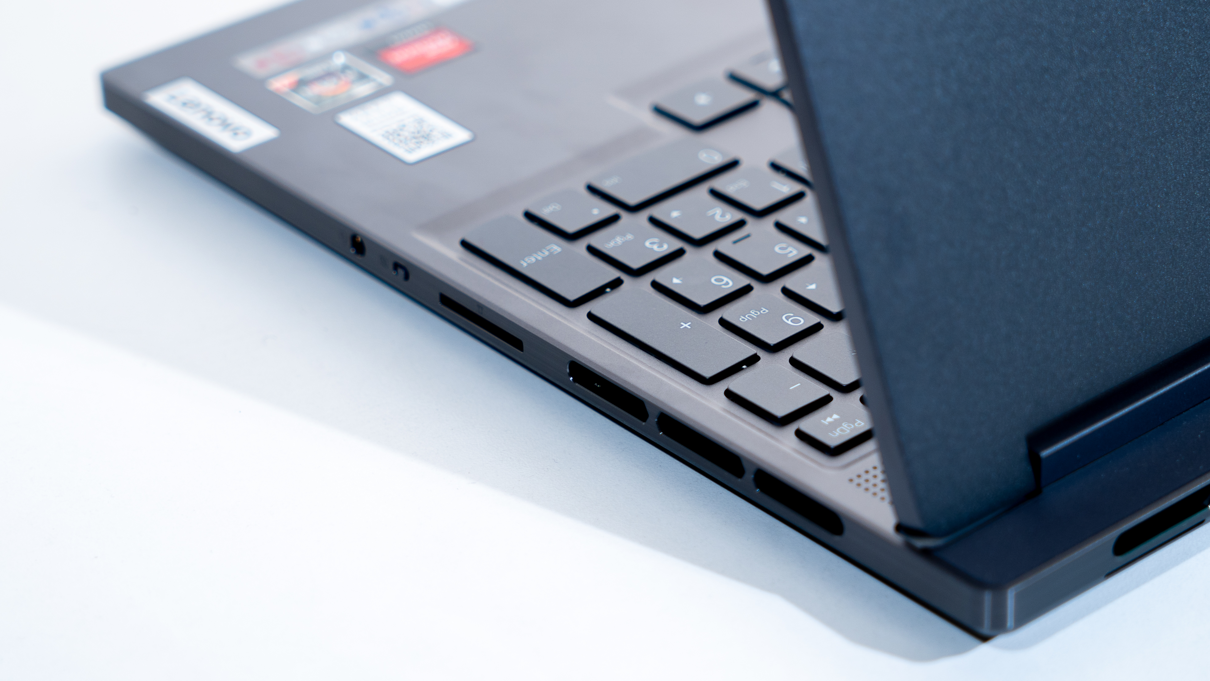 轻薄本游戏本选择,轻薄本和游戏本到底该如何选择