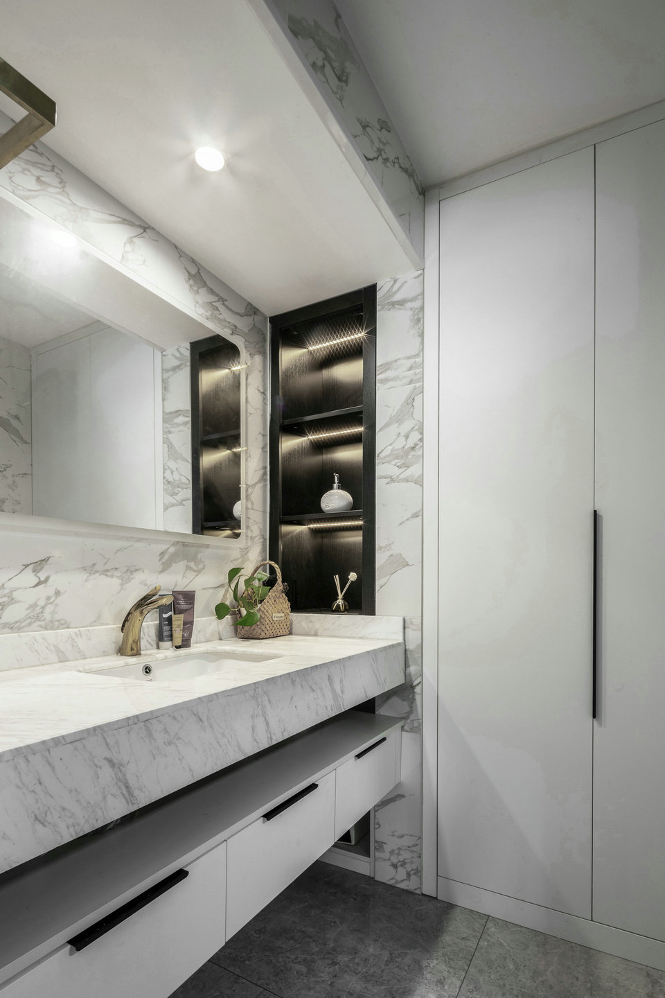 30款卫生间装修,一卫改二卫卫生间装修效果图