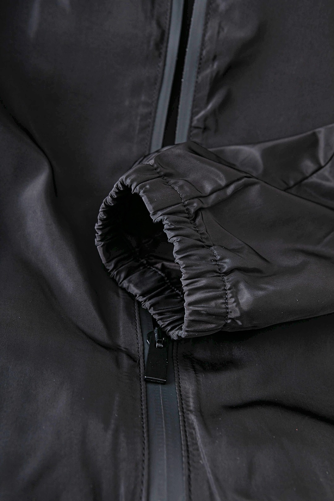 芬迪新式男装外套,芬迪2018年新款男装