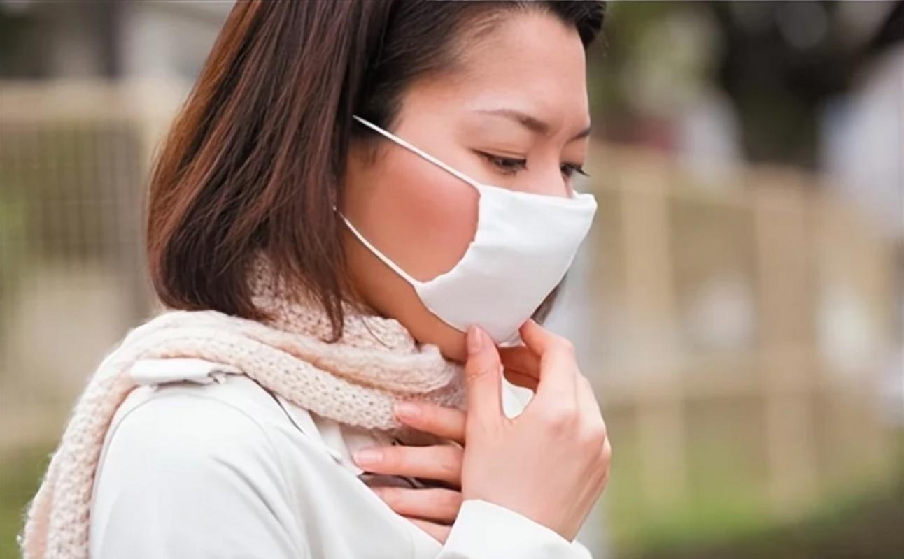 晚上睡觉嘴巴发干发渴是什么原因,晚上睡觉嘴巴总是口渴