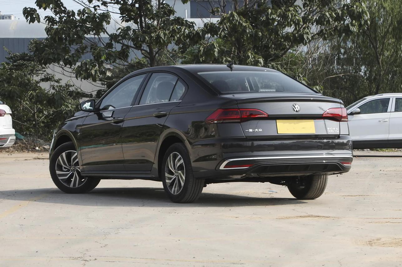 10万左右买大众好还是丰田好,老百姓买10万左右的车