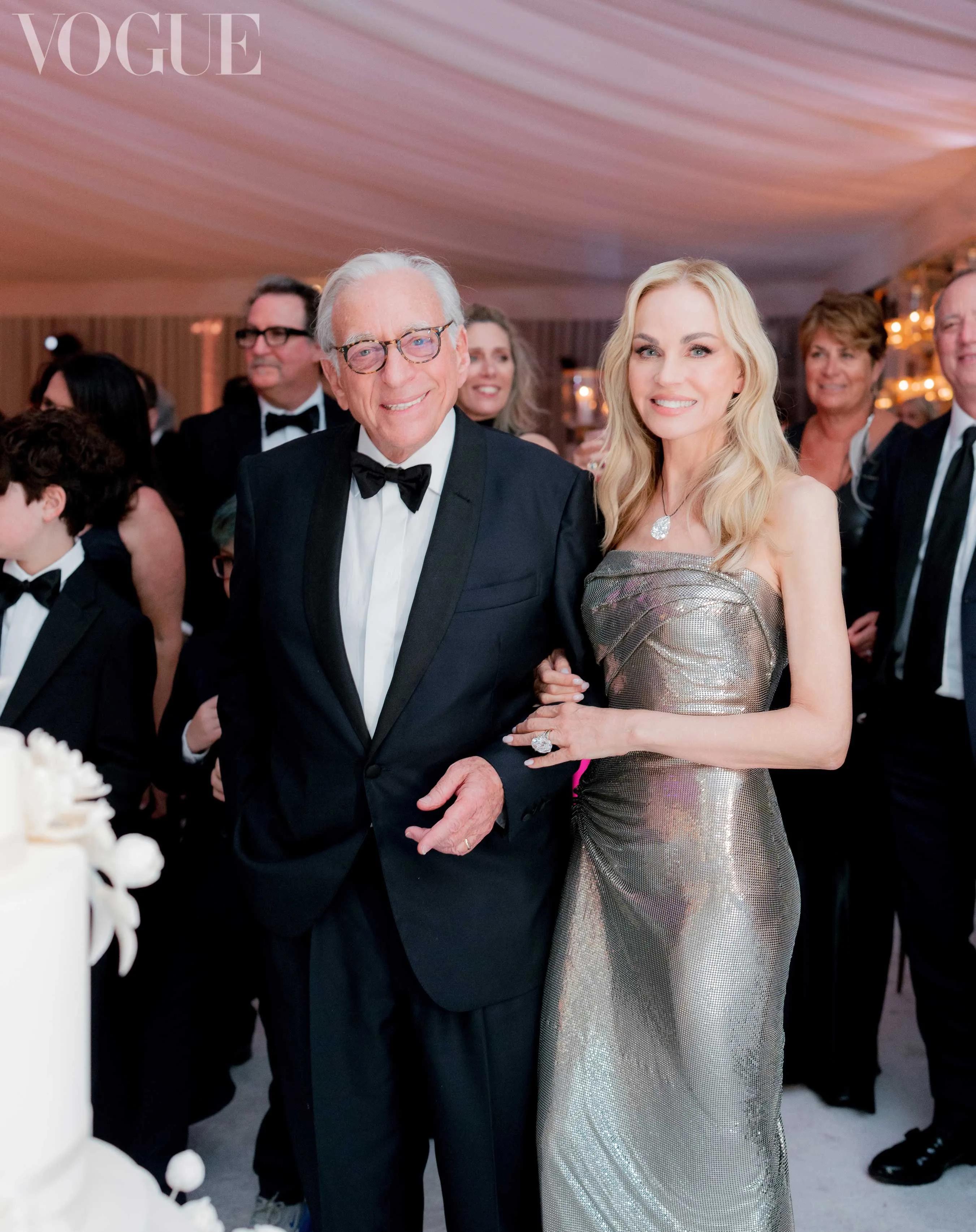 大布老婆孩子,大布丈母娘简历