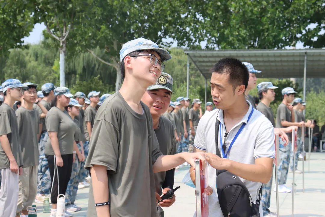 郑州高中学校军训,郑州市各高中军训