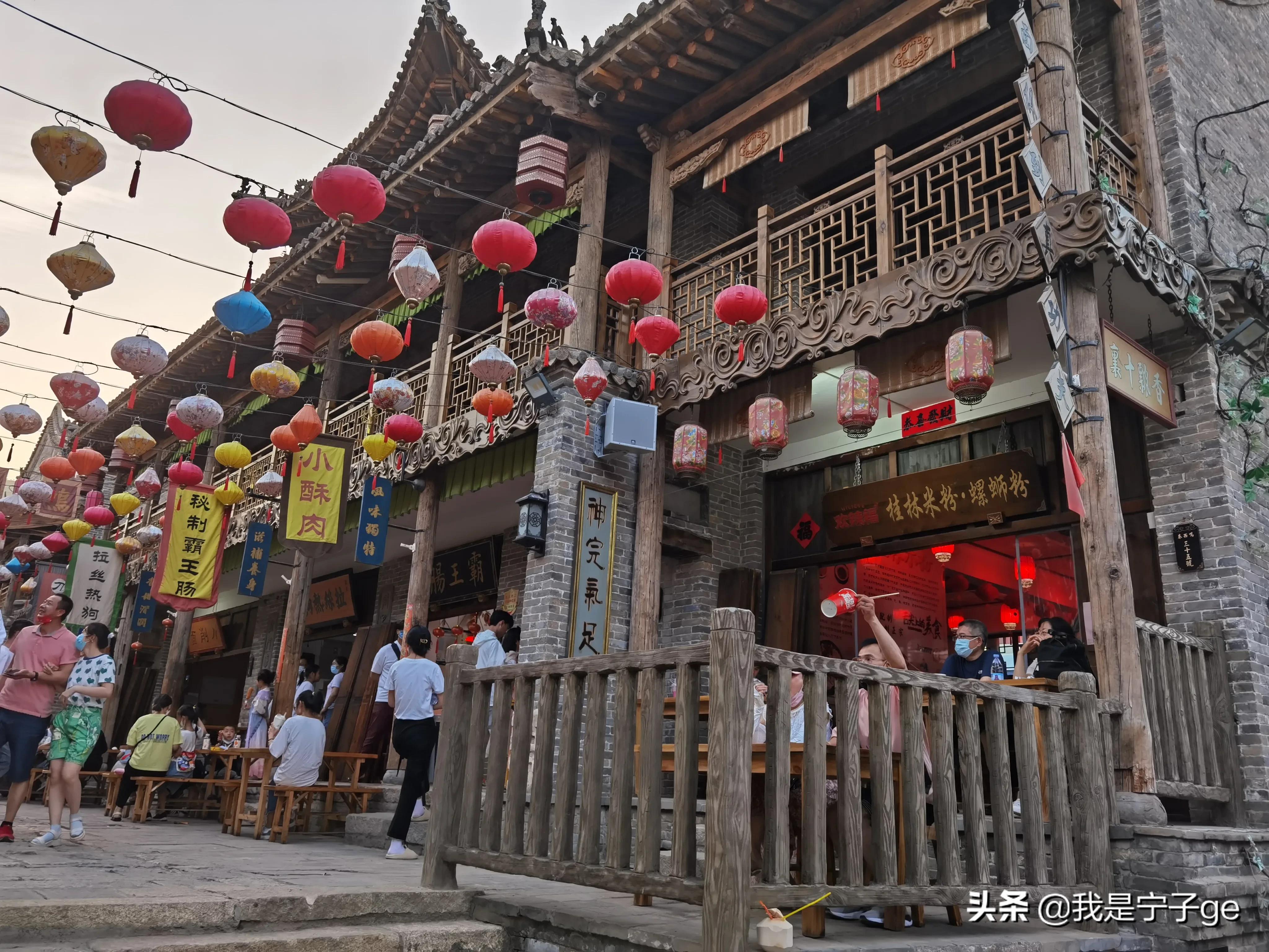 龙泉古镇98块钱门票值不值,龙泉古镇买了门票进去玩还要钱吗