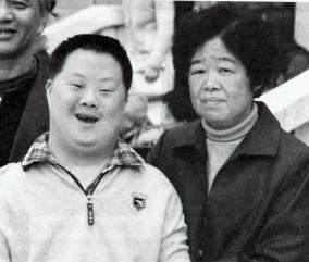 指挥家舟舟癌症,41岁指挥家舟舟纪录片