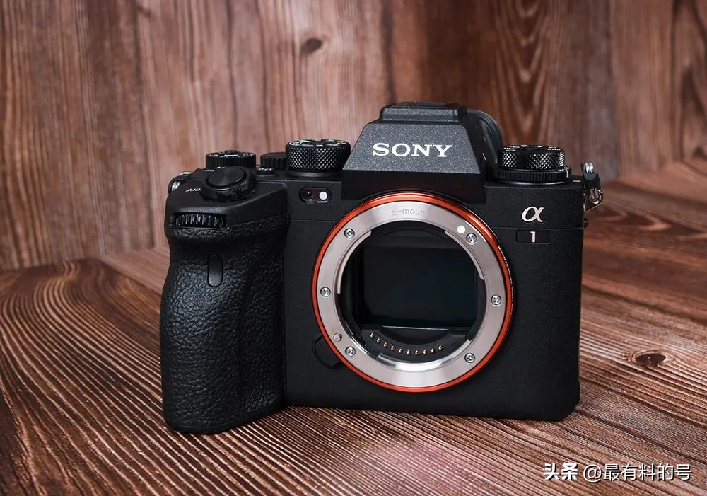 索尼、佳能、松下、富士主打视频的全画幅微单大对决:谁更好?