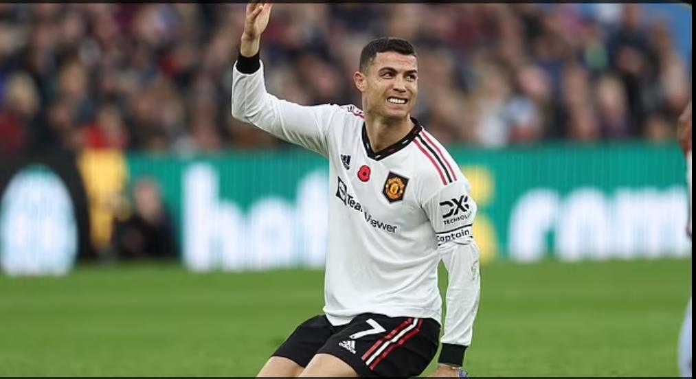 鲁尼回应c罗言论,鲁尼评价梅西离队视频