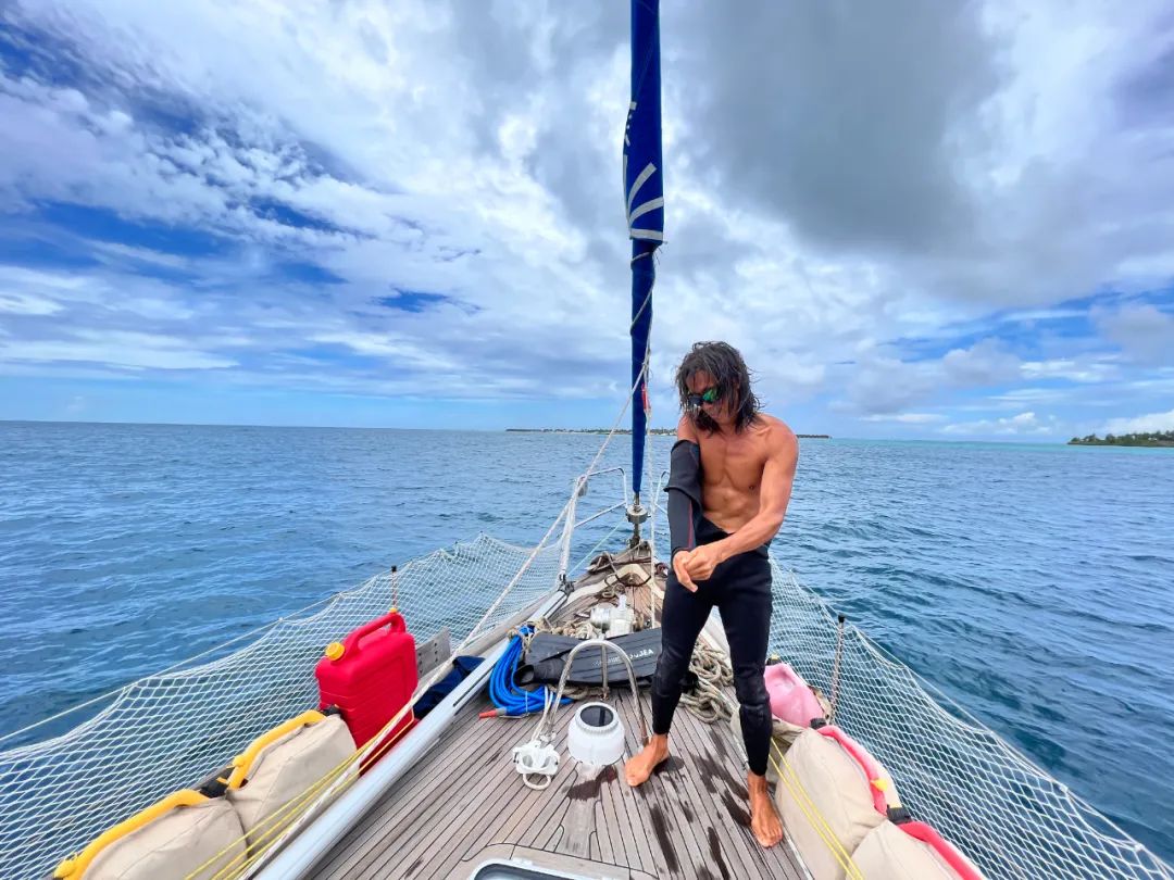 “真正远航的都是疯子！”但我无条件相信我的船长我的船