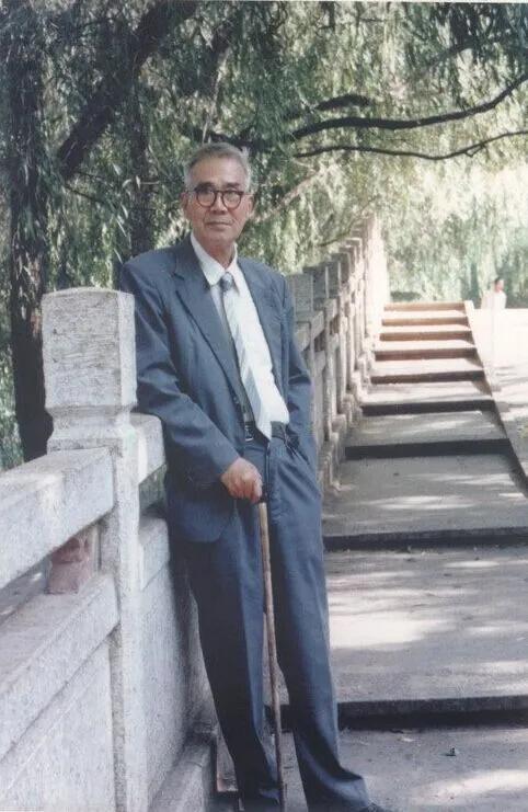 联想和华为创业历史,联想华为企业对比