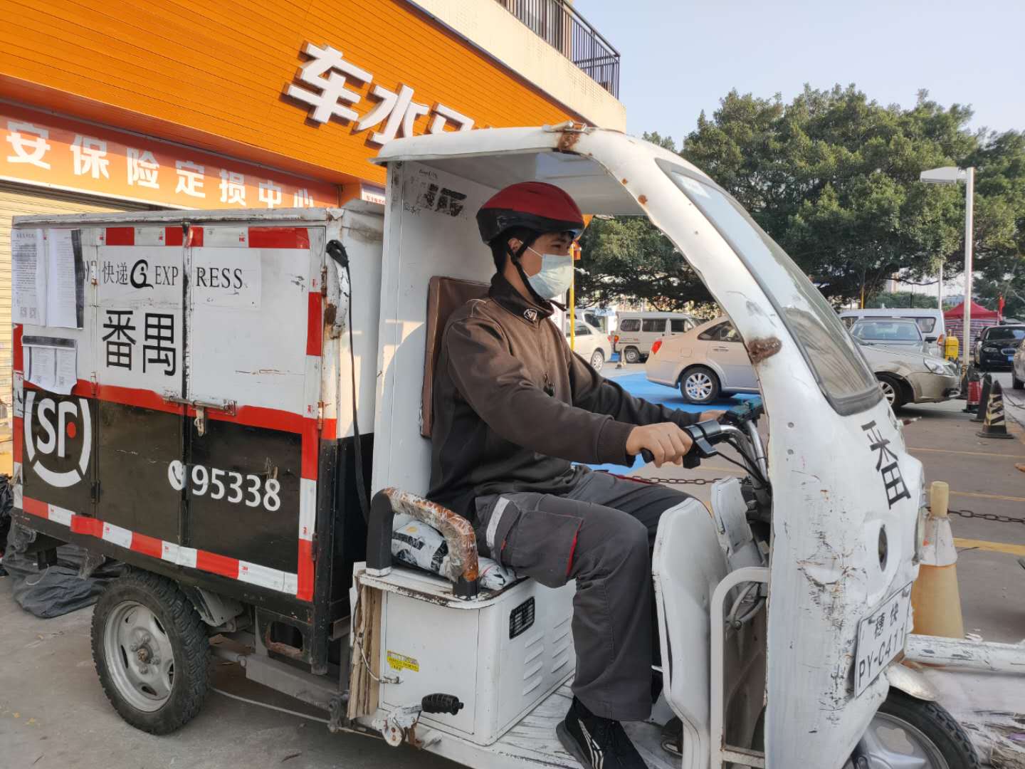 最近为什么物流快递都停了,物流快递最近停了吗