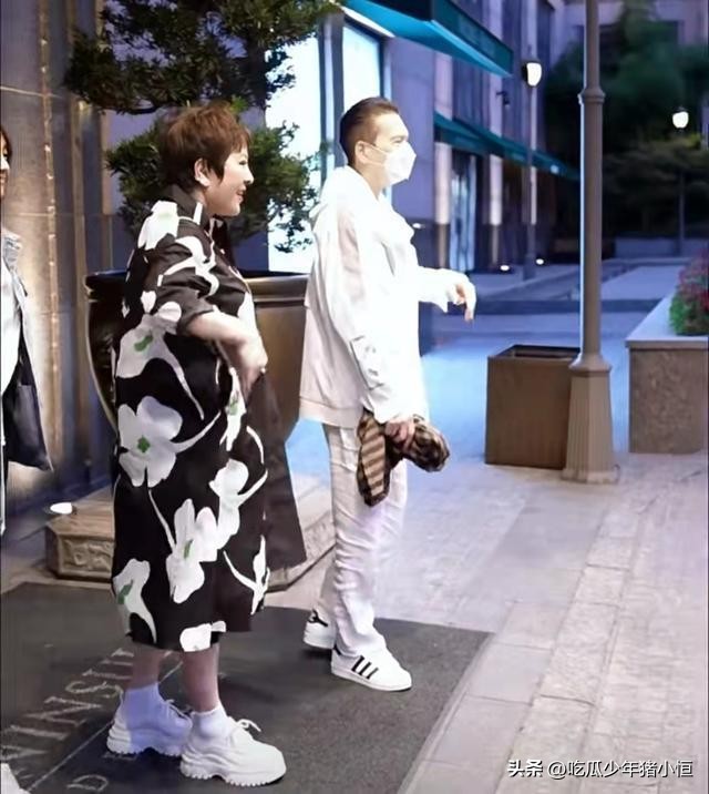 向太二次直播学到什么感悟,向太二次直播开吃