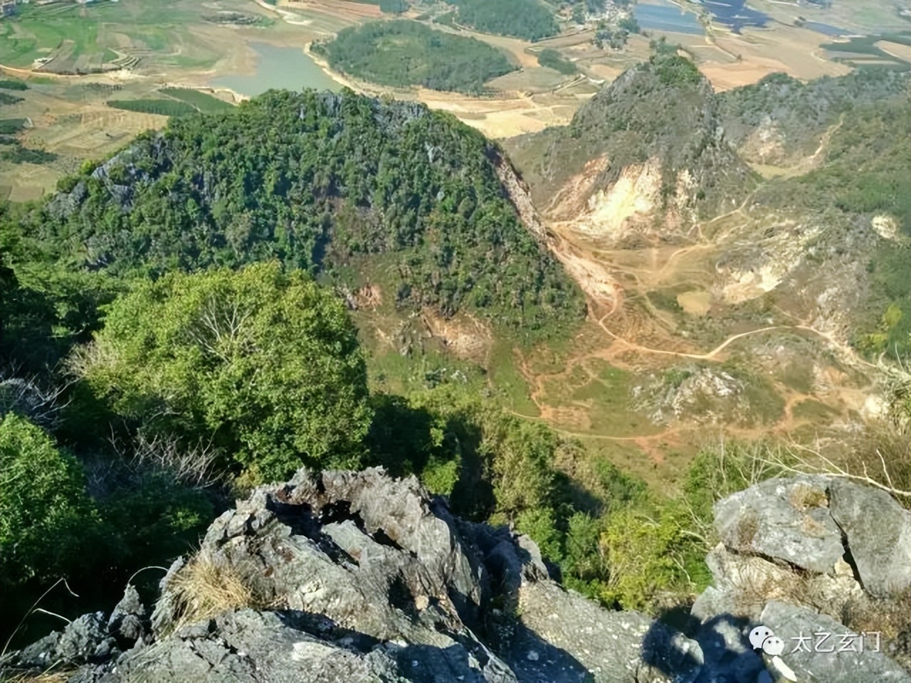 攀普洱天壁山之西门崖子：一日凌云出，群山齐失自高心