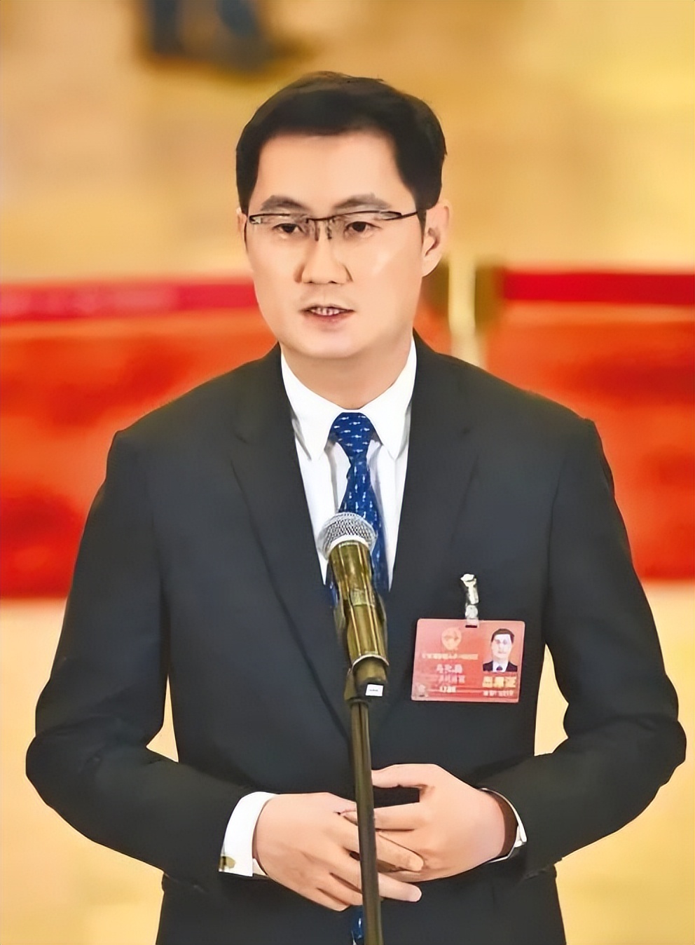 马化腾身价破600亿美元,马化腾称ai是互联网机遇