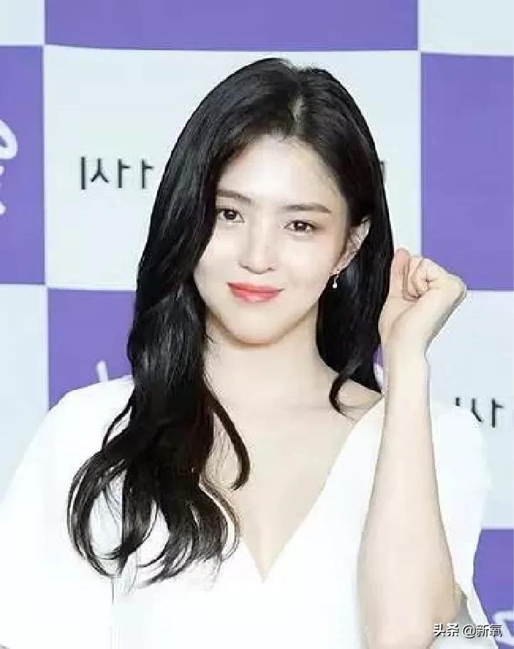 如何知道自己的脸往哪一边歪,怎么知道自己的脸是不是歪的