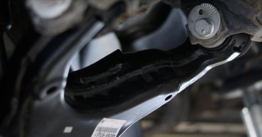 老旧丰田霸道修复,04年丰田霸道翻新改造全过程