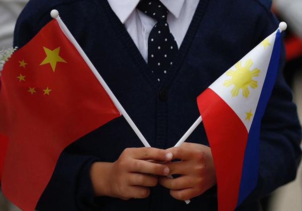 中菲3天5轮交锋,中菲军舰激烈交锋情况