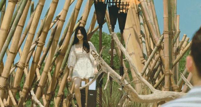 6男6女只有配对成功，才能逃离“地狱”，恋综玩成荒野求生