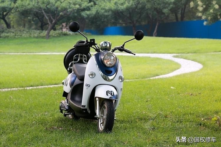 爱玛雅迪新日台铃哪个性价比高,雅迪爱玛台铃小刀绿源电动车推荐