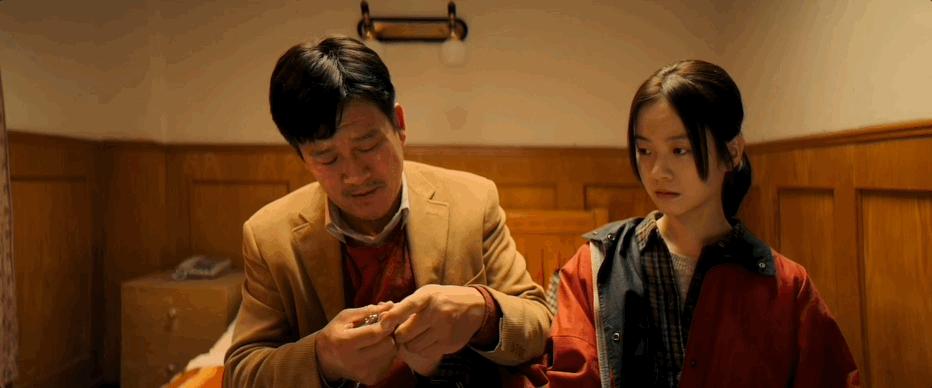 豆瓣9.5分国产神剧,豆瓣2.5分的国产神剧