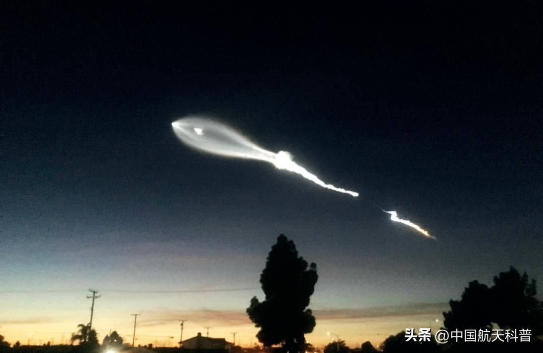 不明火箭云,罕见的火箭云
