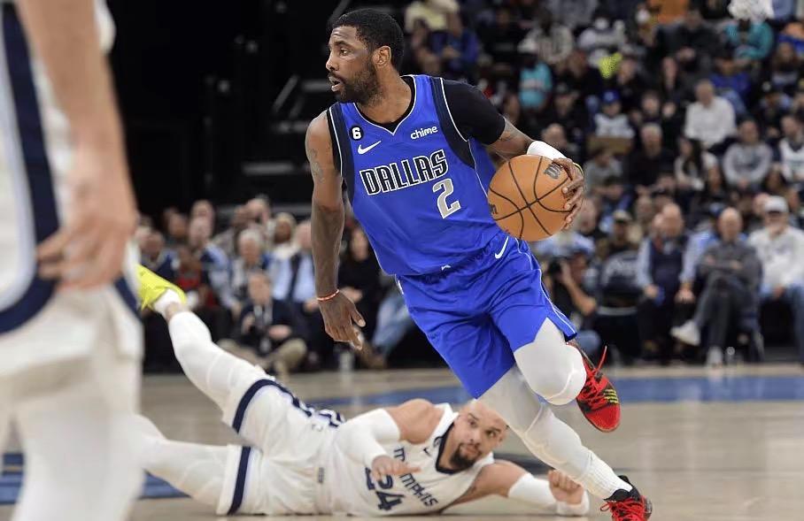 欧文对东契奇高情商表现,东契奇和欧文这两场为什么都不打