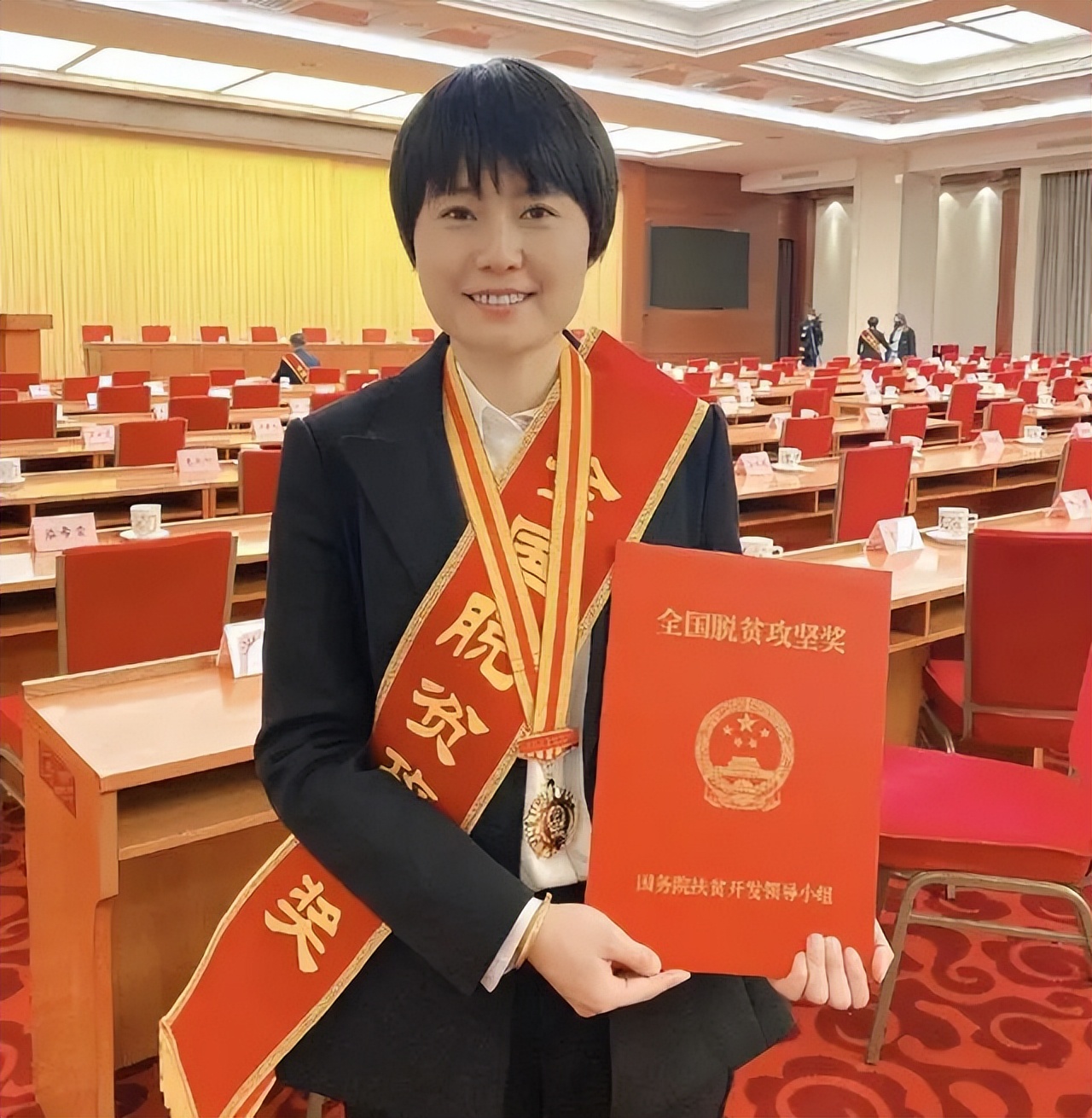 90后大学生回乡带村民致富,汶川80后女孩放弃工作回乡创业